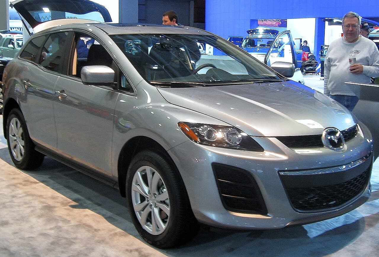 Mazda CX-7, representative photo