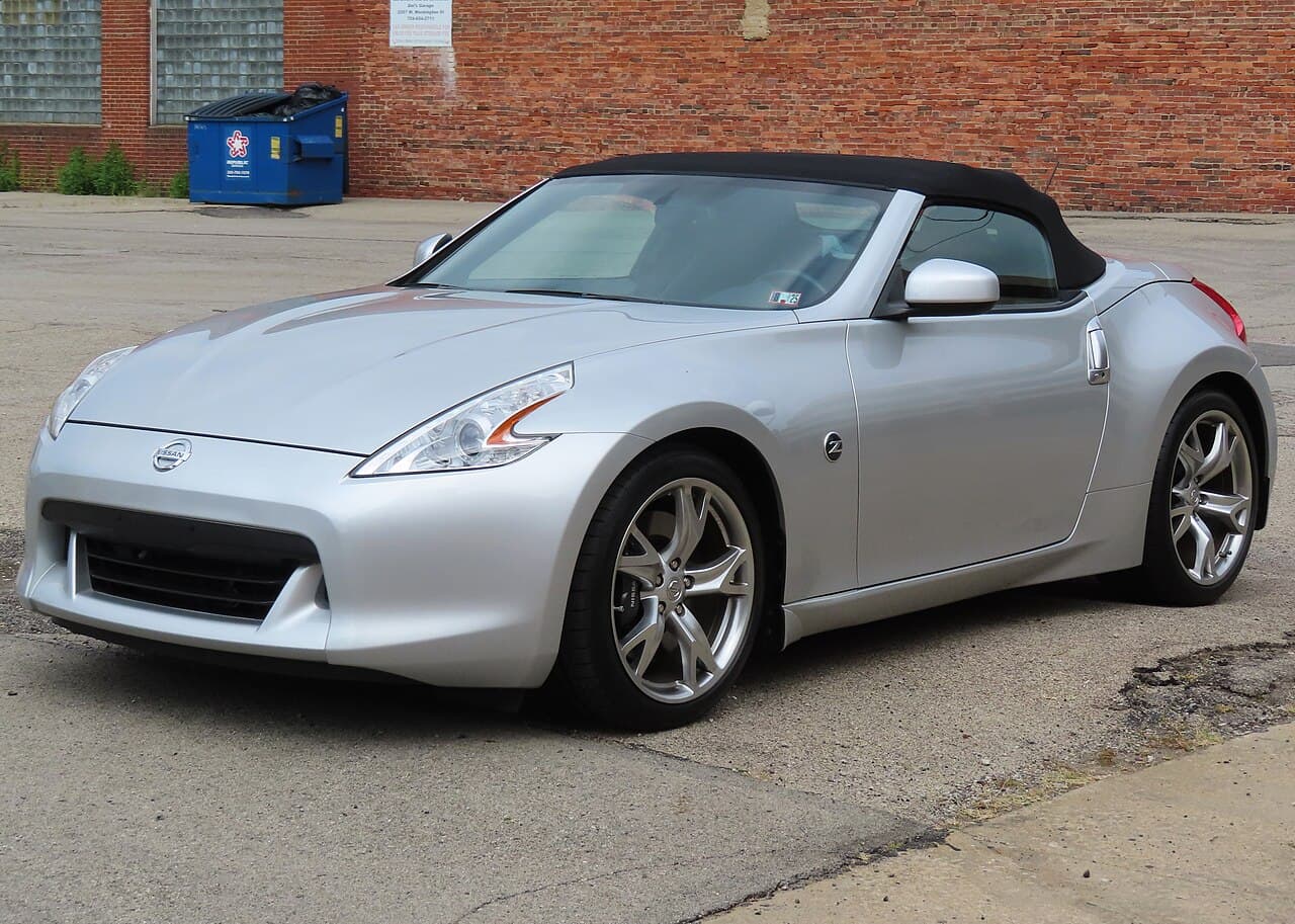Nissan 370Z, representative photo