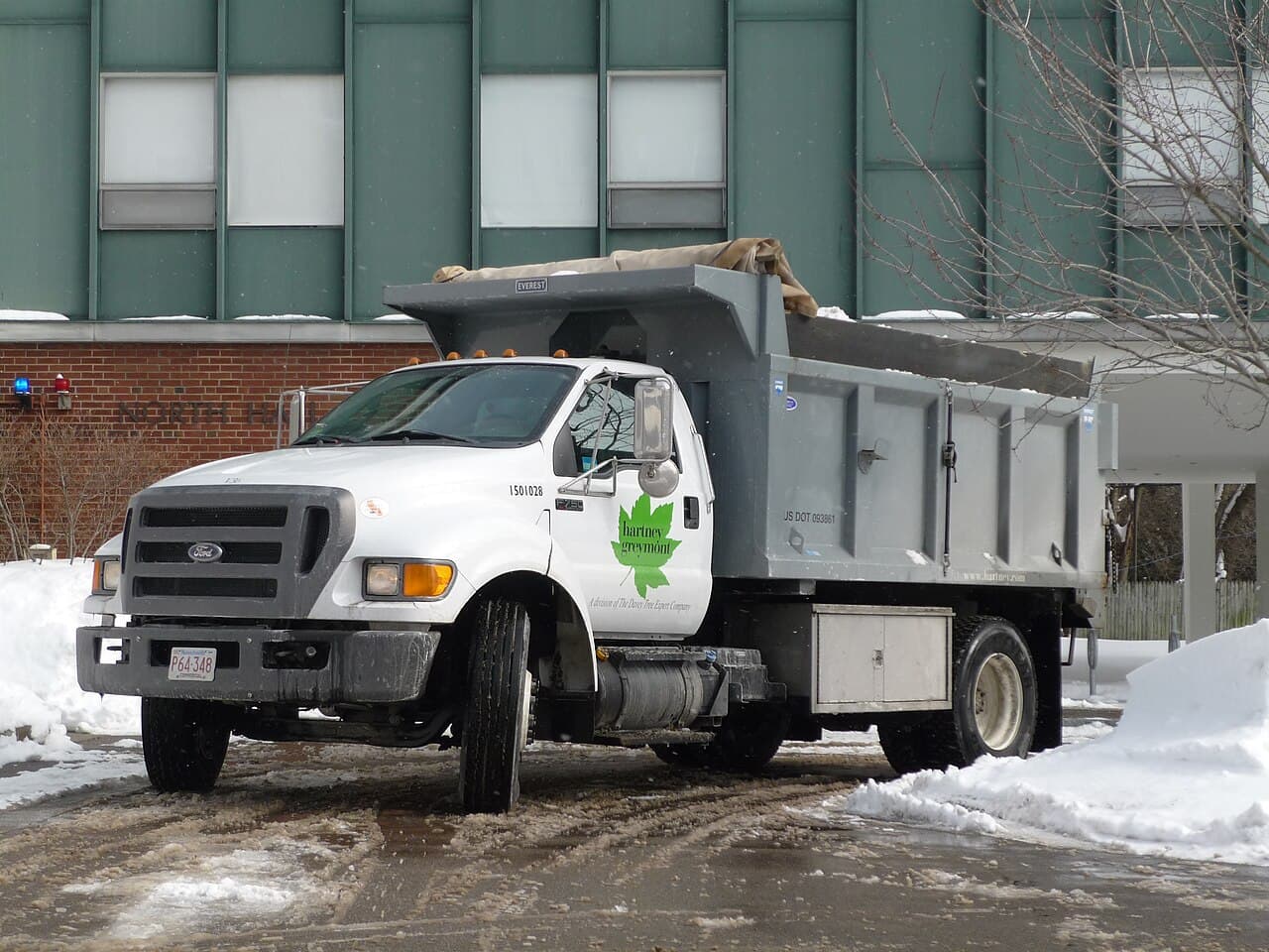 Ford F-750, representative photo