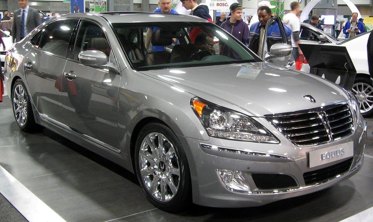 Hyundai Equus, representative photo