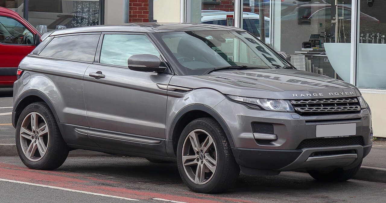 Land Rover Range Rover, representative photo