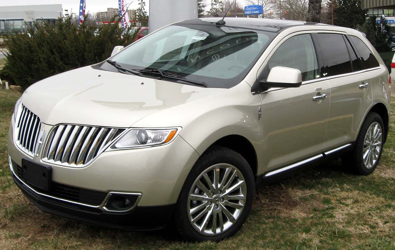 Lincoln MKX, representative photo
