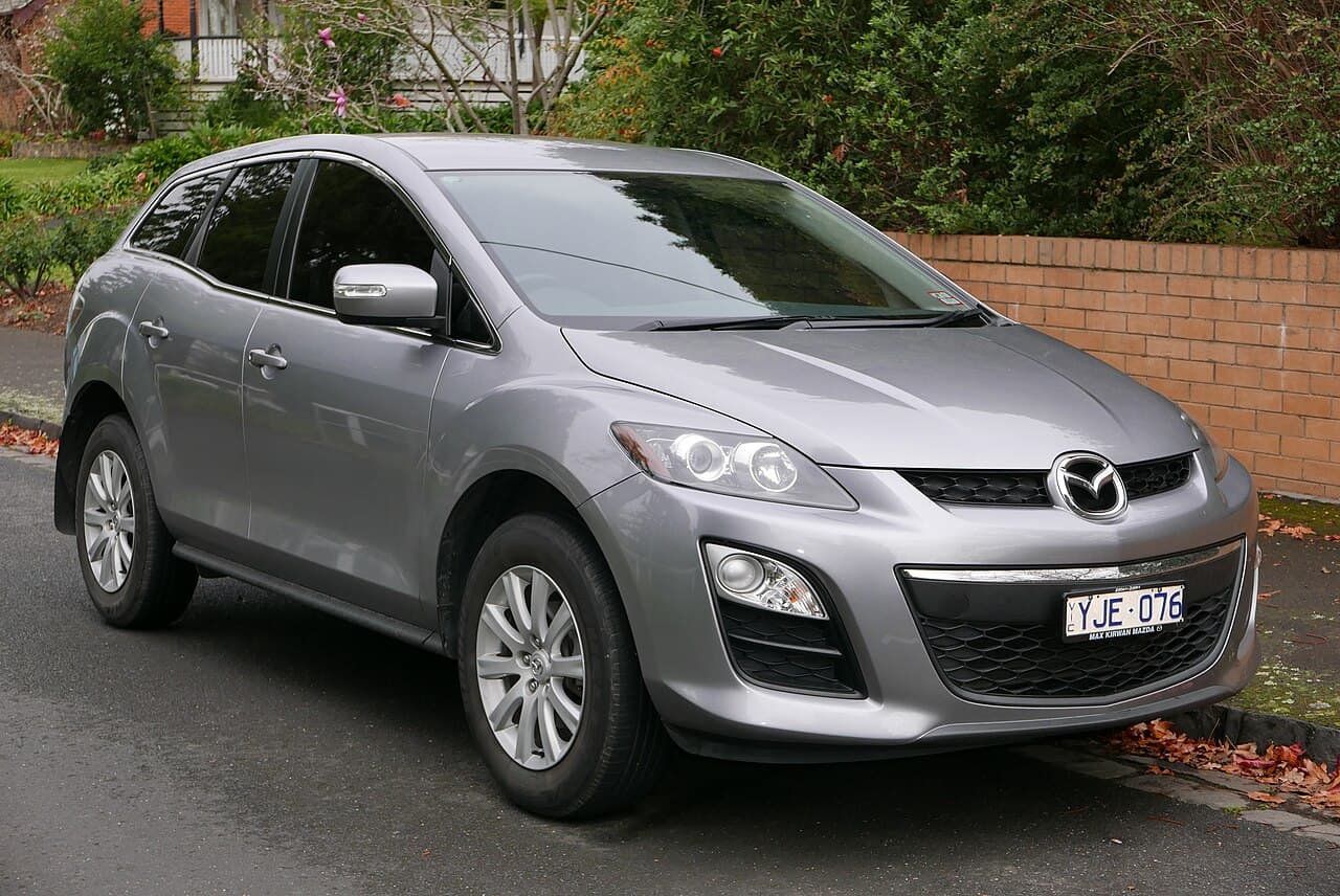 Mazda CX-7, representative photo