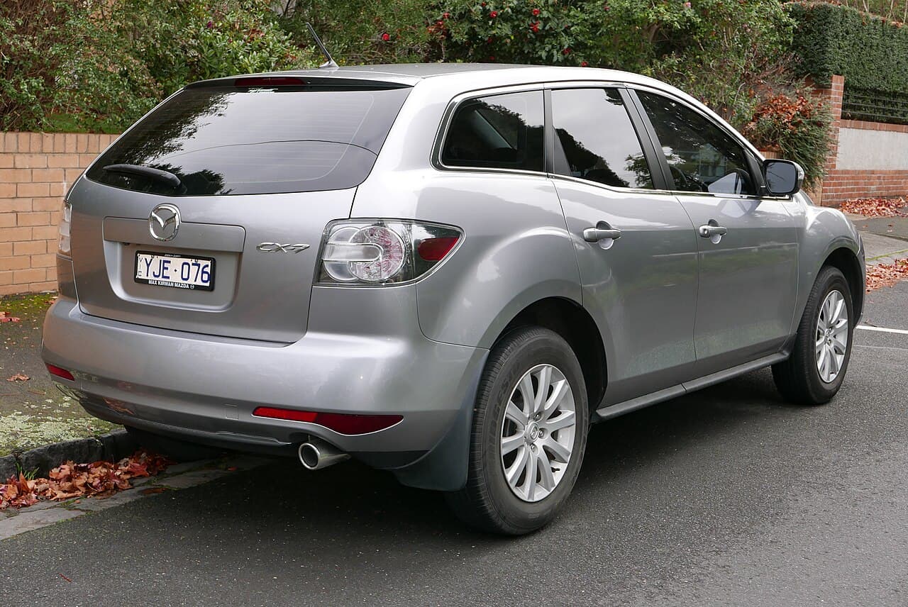 Mazda CX-7, representative photo
