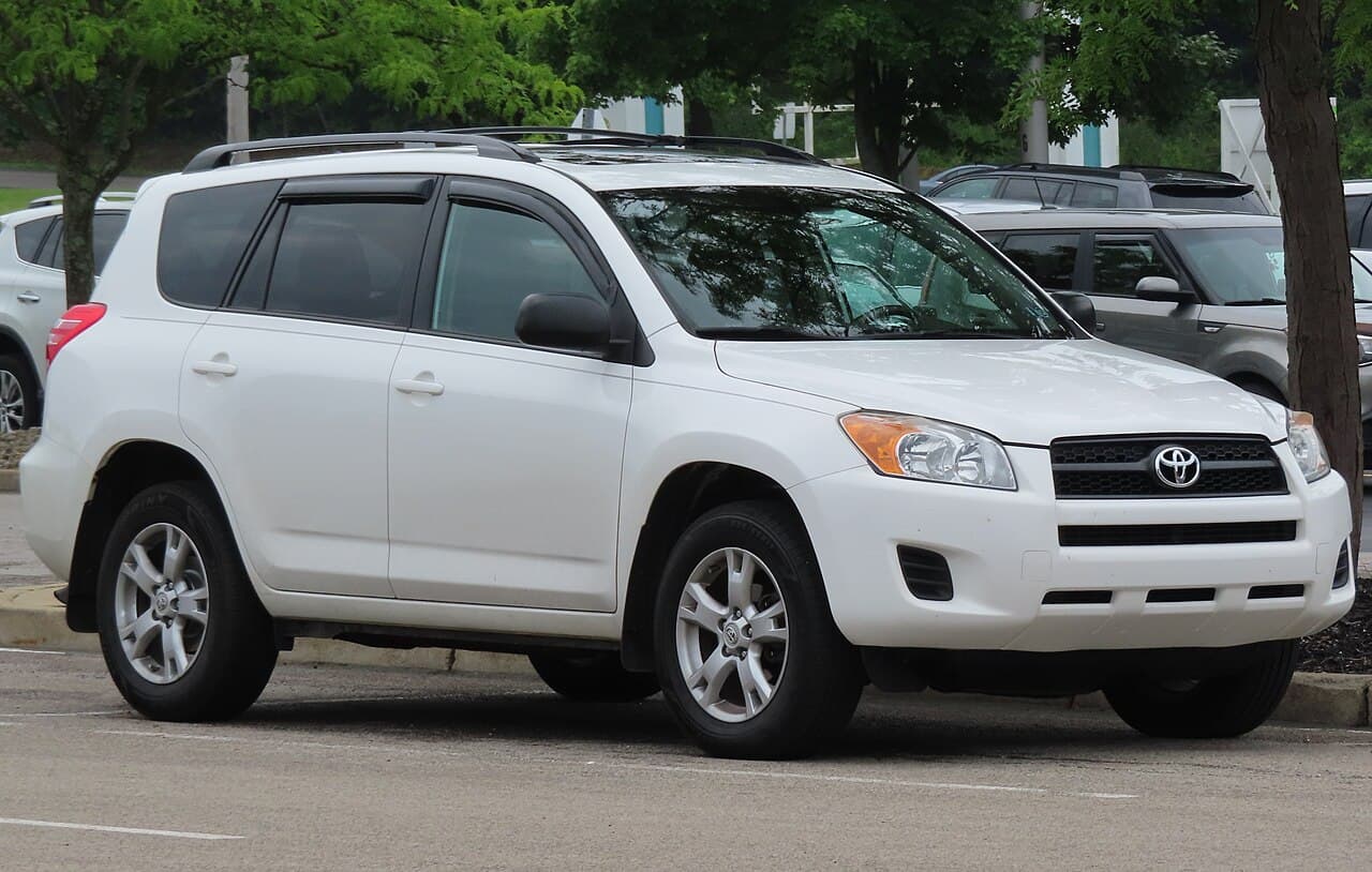 Toyota RAV4, representative photo