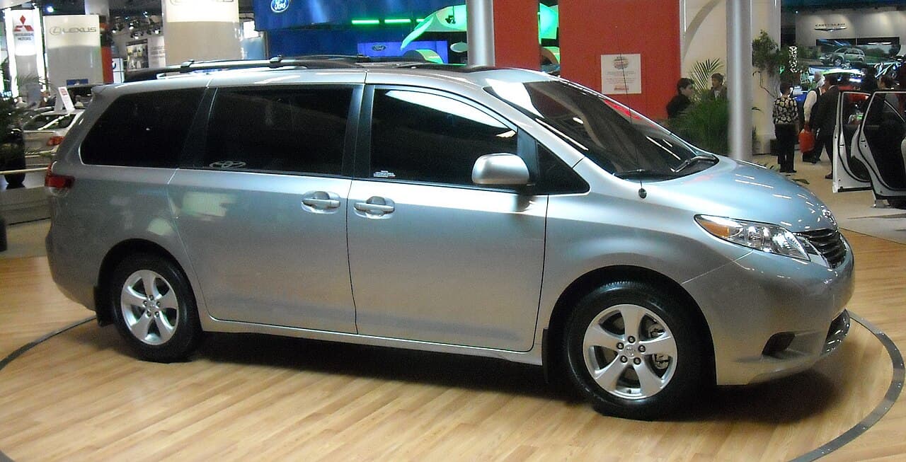 Toyota Sienna, representative photo