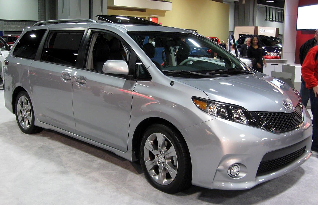 Toyota Sienna, representative photo