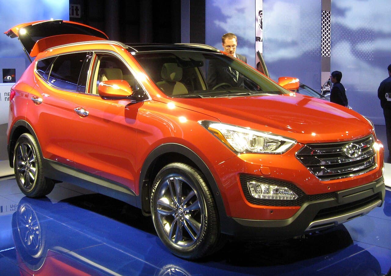 Hyundai Santa Fe Sport, representative photo
