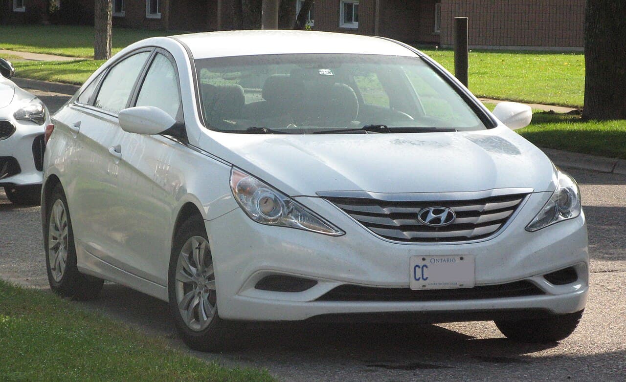 Hyundai Sonata, representative photo