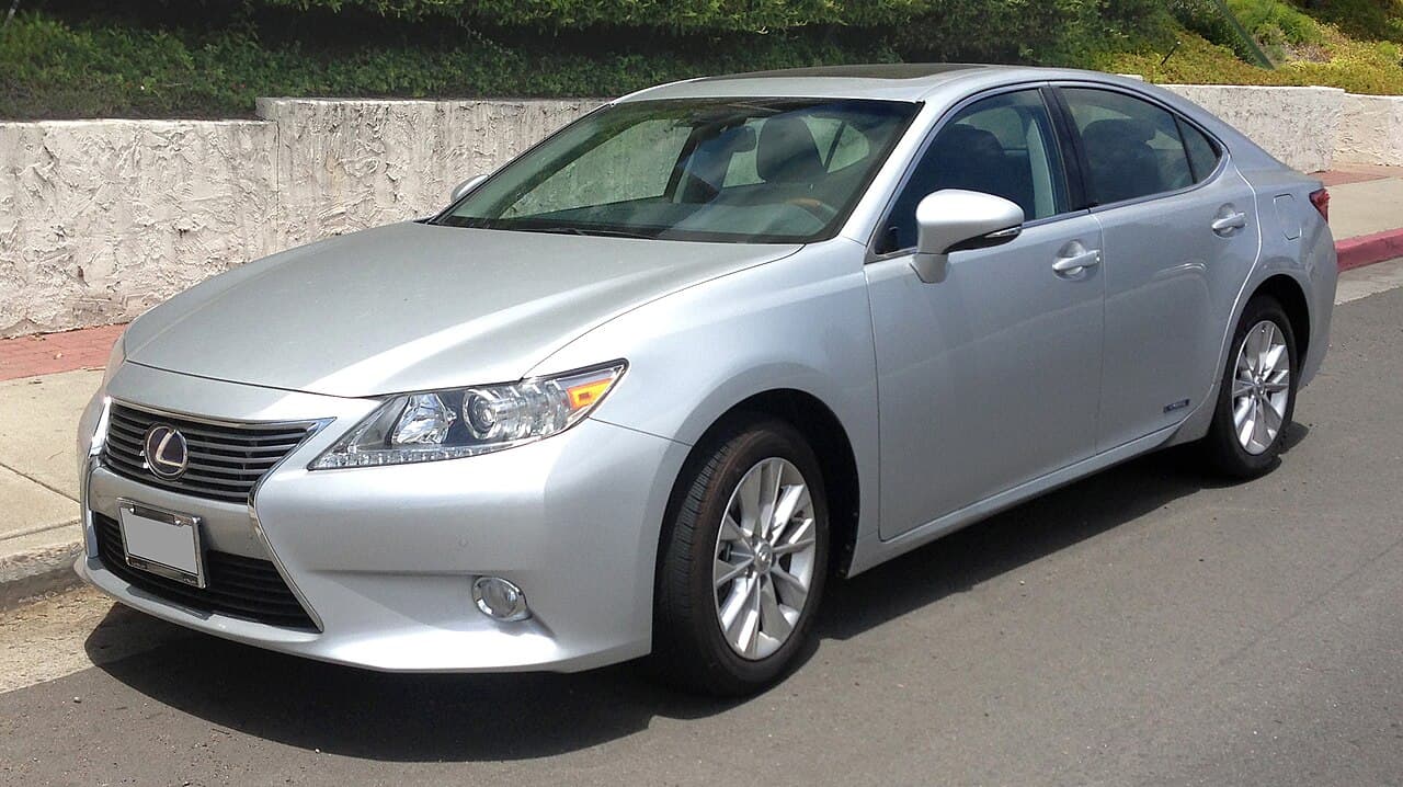 Lexus ES, representative photo