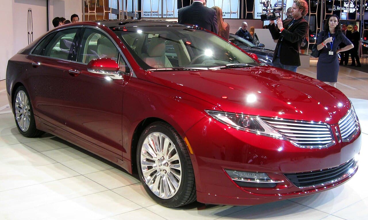 Lincoln MKZ, representative photo