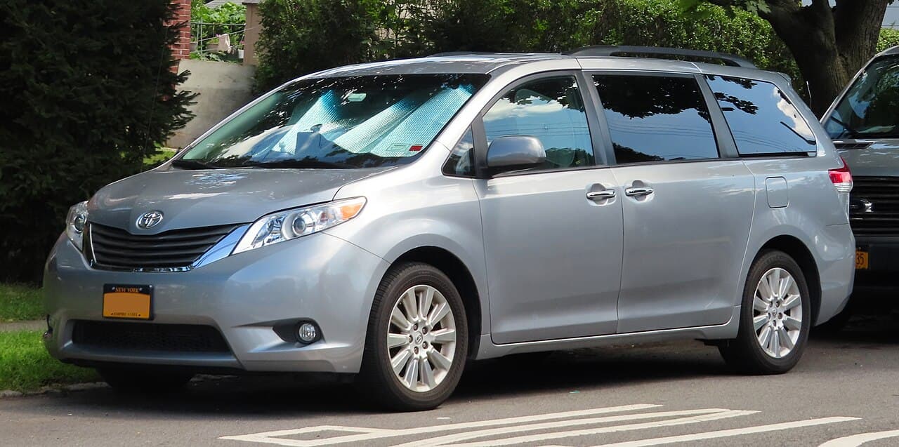 Toyota Sienna, representative photo