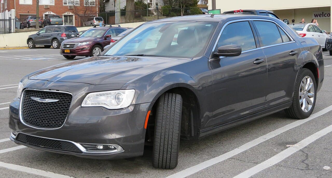 Chrysler 300, representative photo