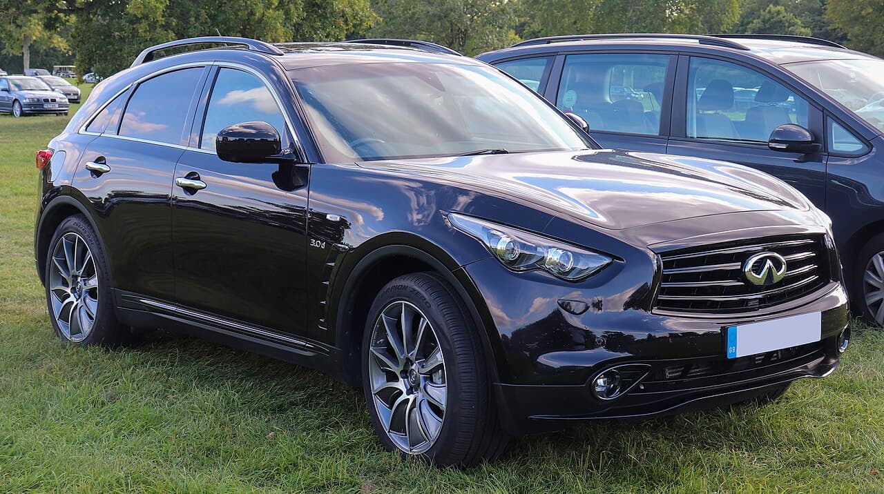 Infiniti QX70, representative photo