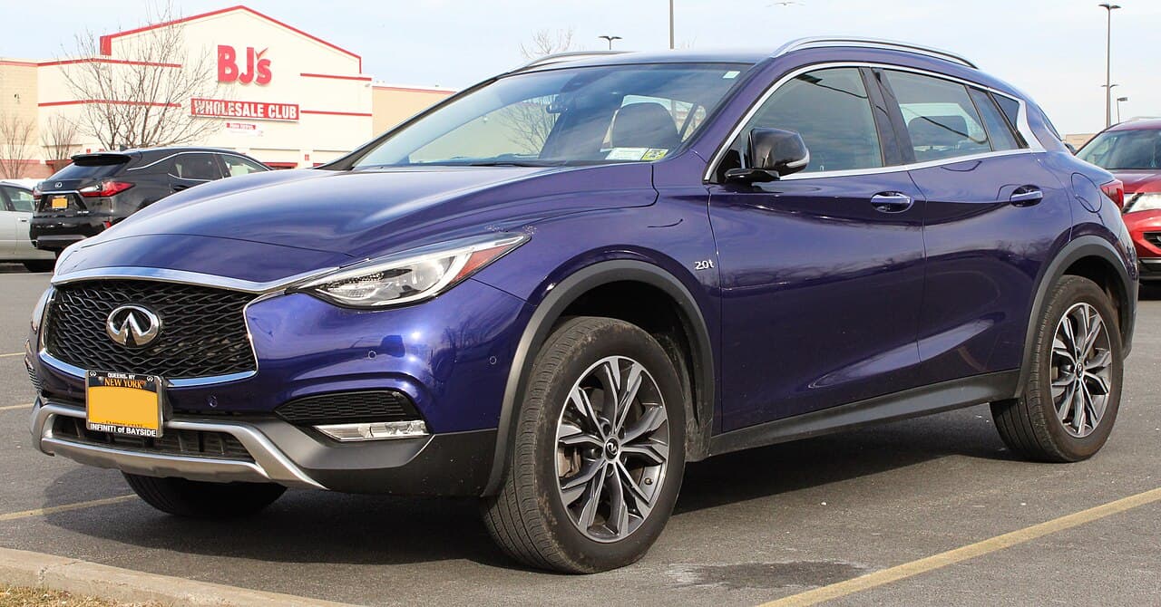 Infiniti QX30, representative photo