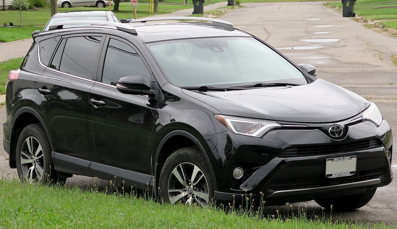 Toyota RAV4, representative photo