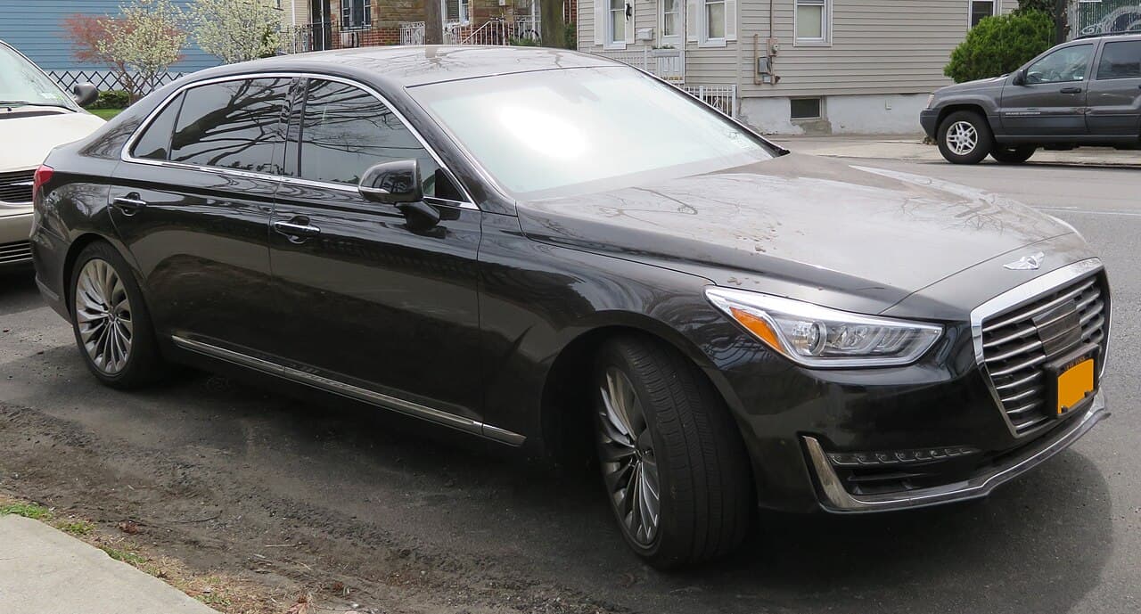 Genesis G90, representative photo