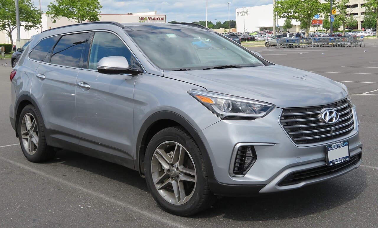 Hyundai Santa Fe, representative photo