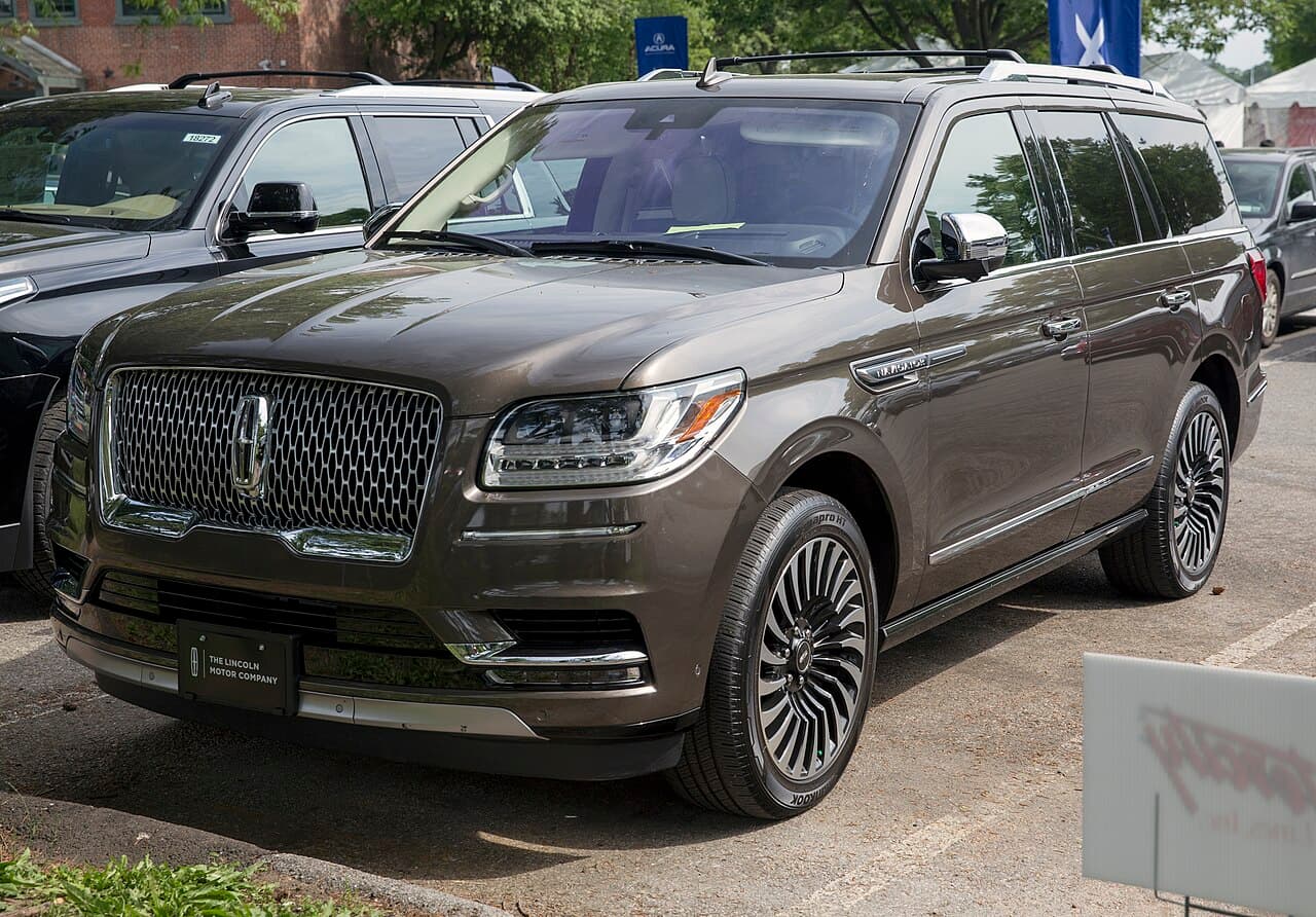 Lincoln Navigator, representative photo