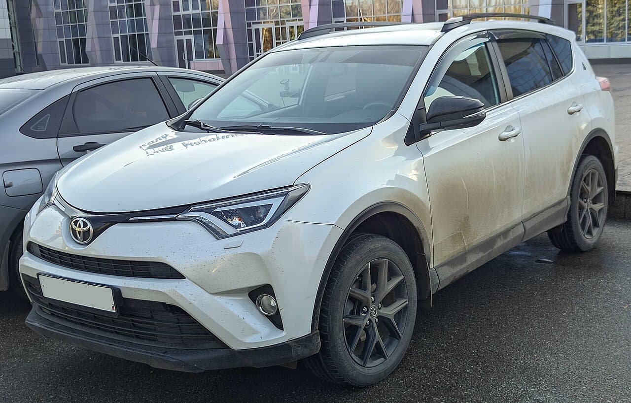 Toyota RAV4, representative photo