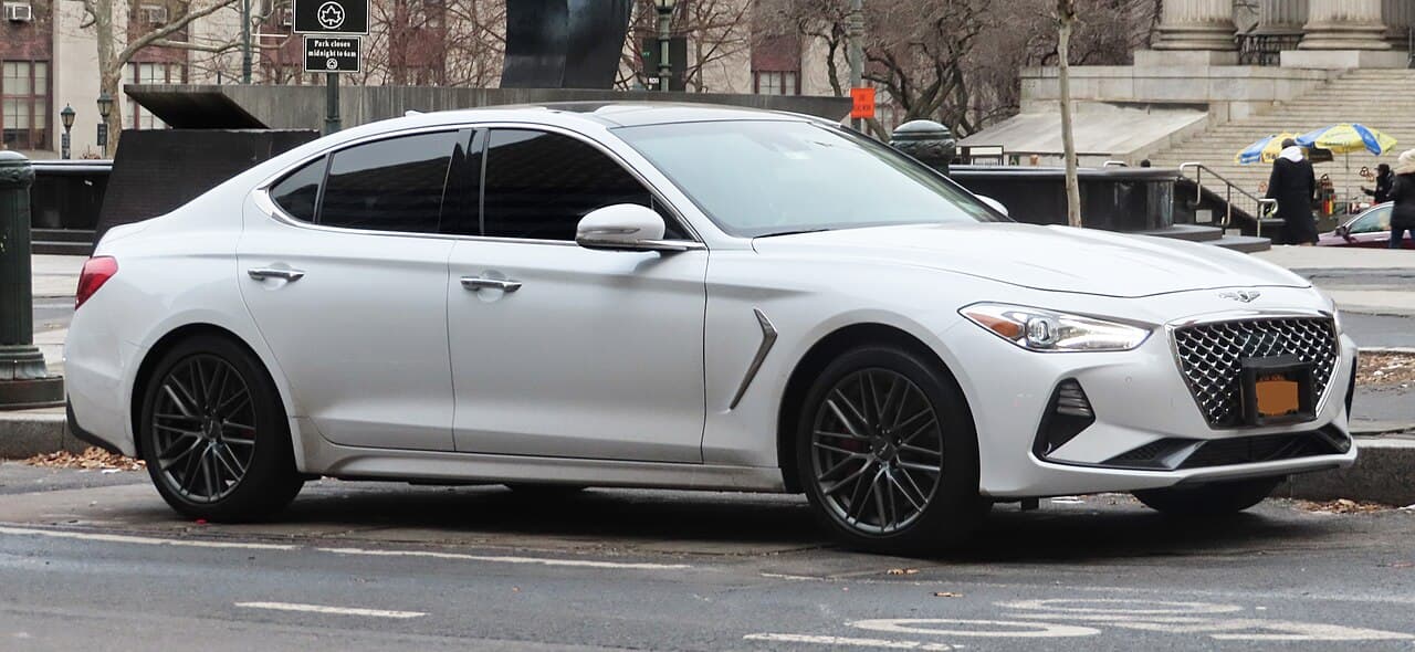 Genesis G70, representative photo