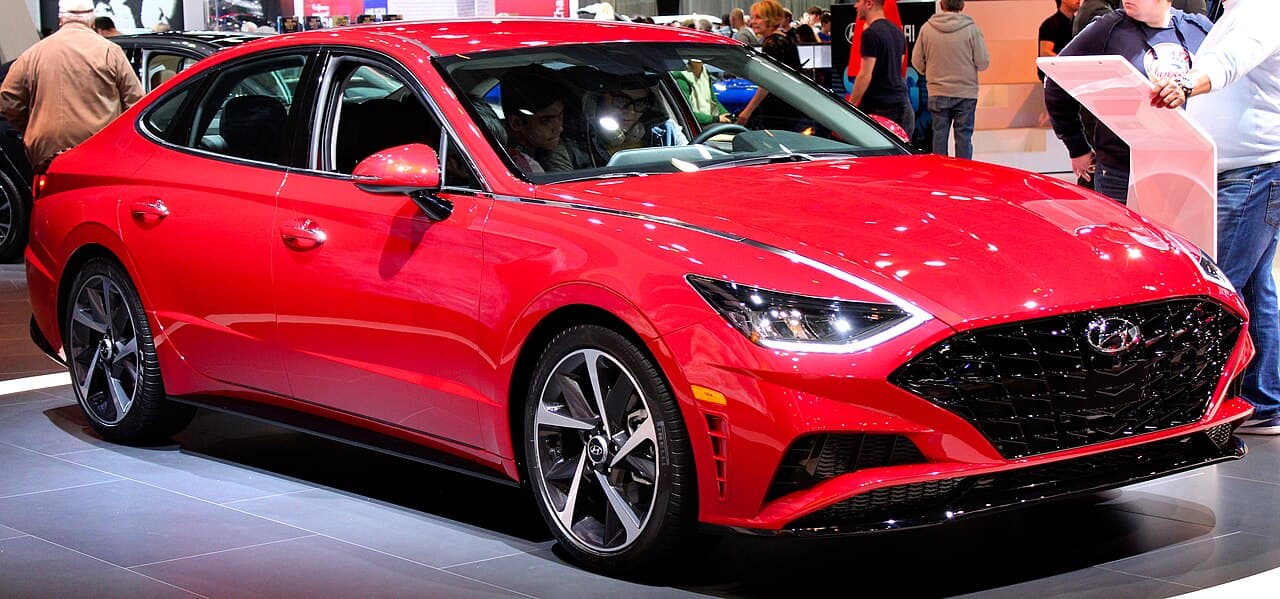 Hyundai Sonata, representative photo