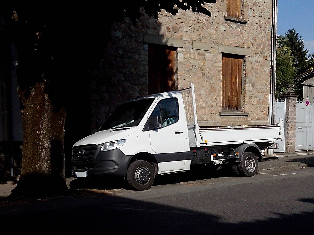 Mercedes-Benz Sprinter, representative photo
