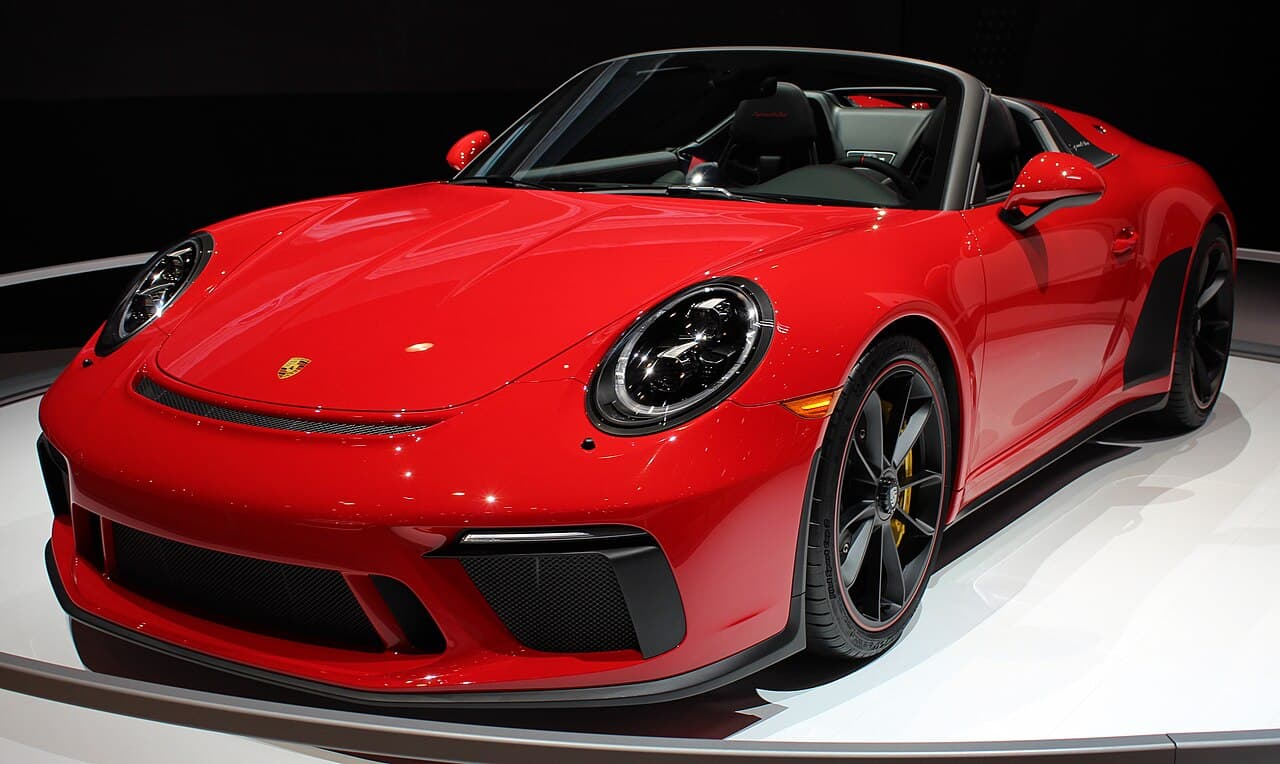 Porsche 911, representative photo