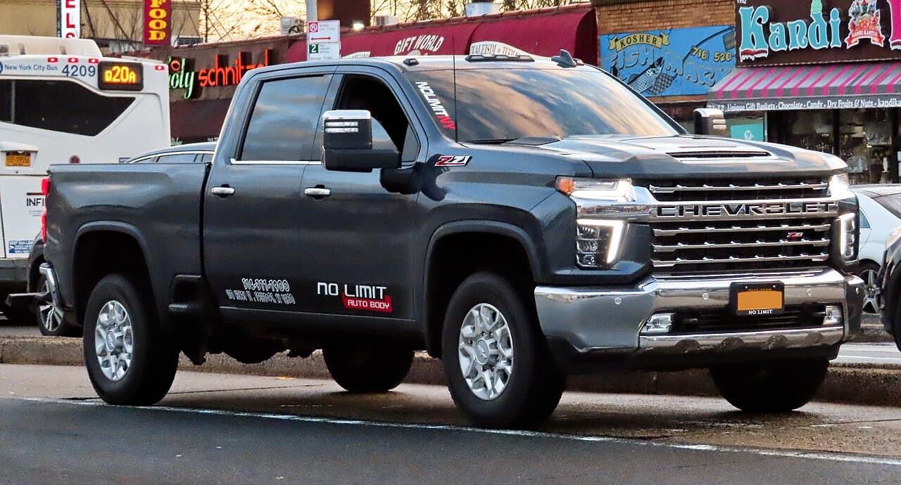 Chevrolet Silverado 2500, representative photo