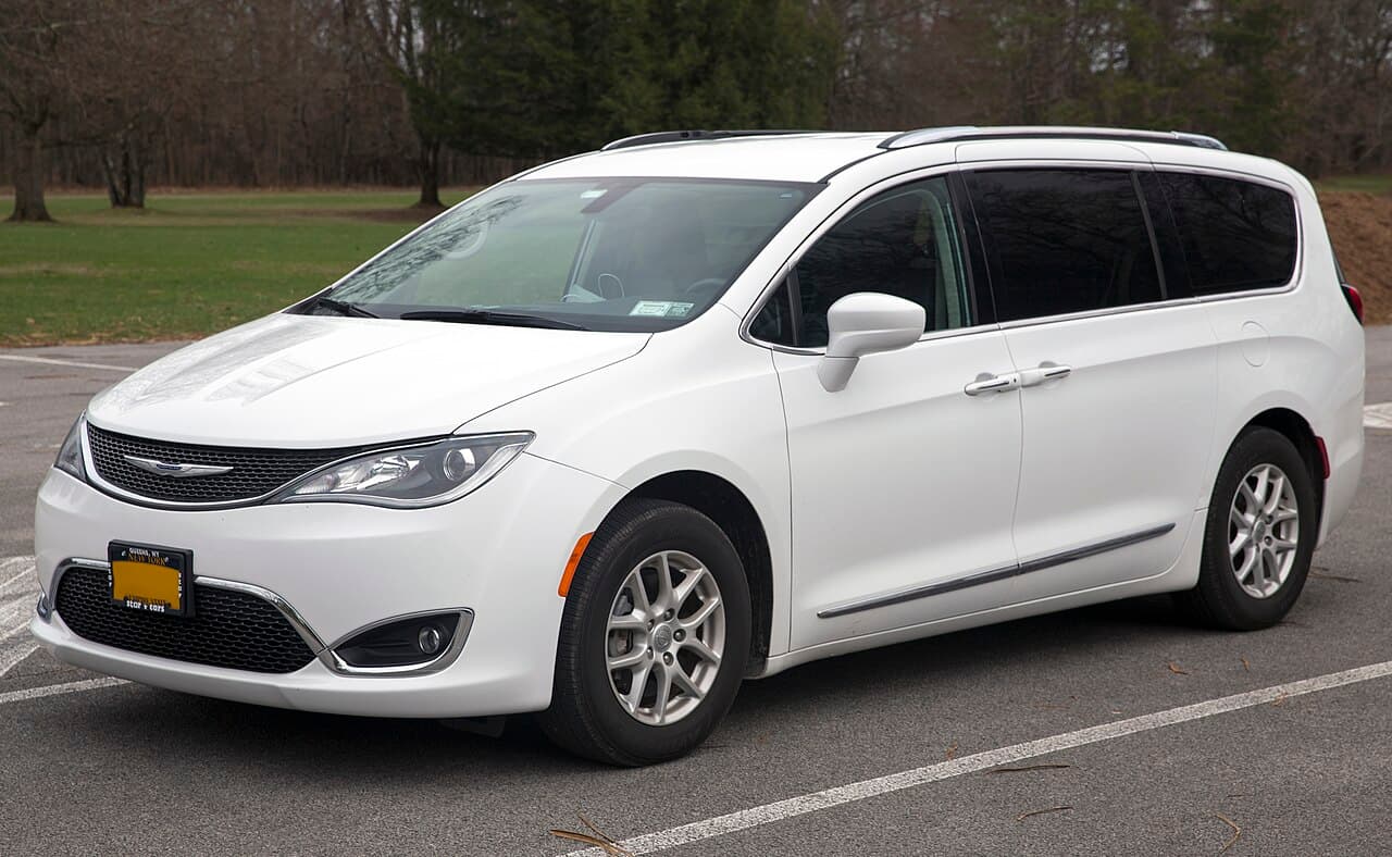 Chrysler Pacifica, representative photo
