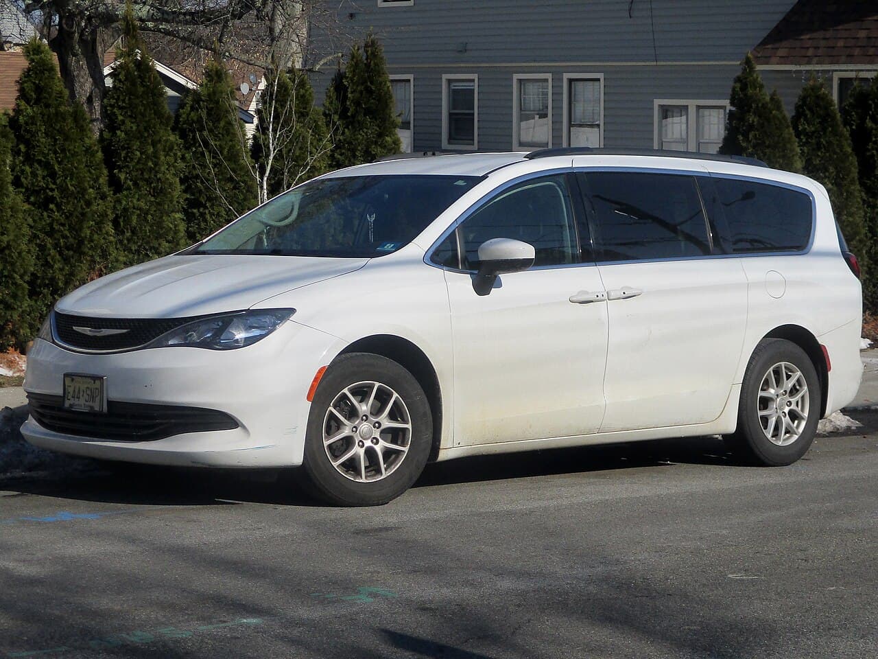 Chrysler Voyager, representative photo