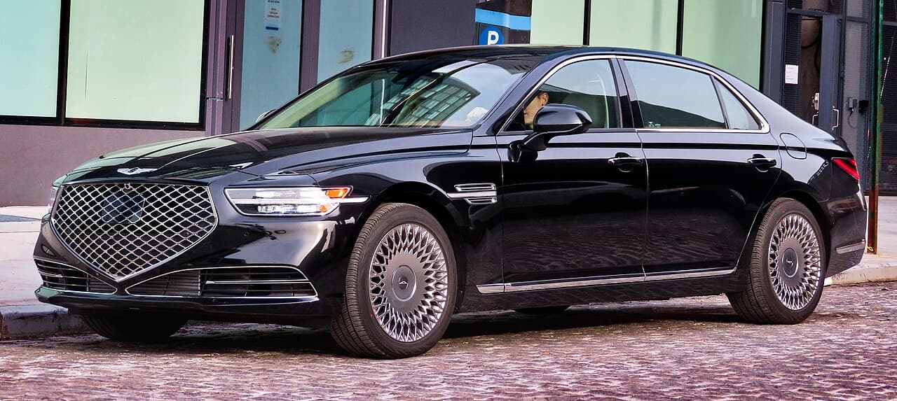 Genesis G90, representative photo