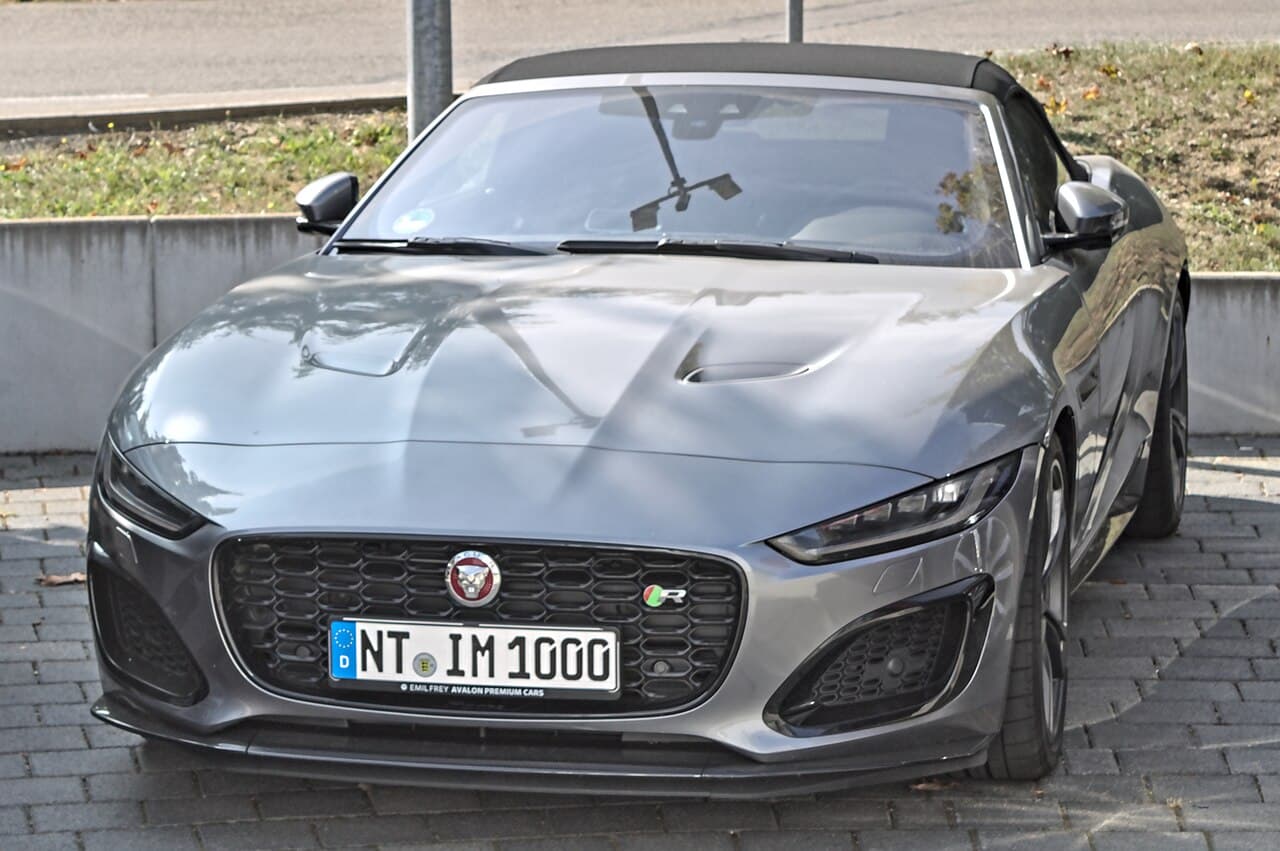 Jaguar F-Type, representative photo