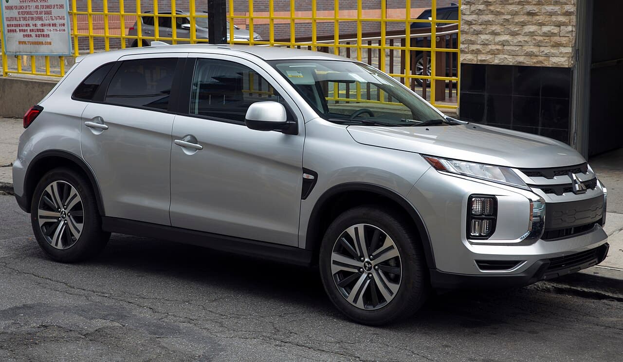 Mitsubishi Outlander Sport, representative photo