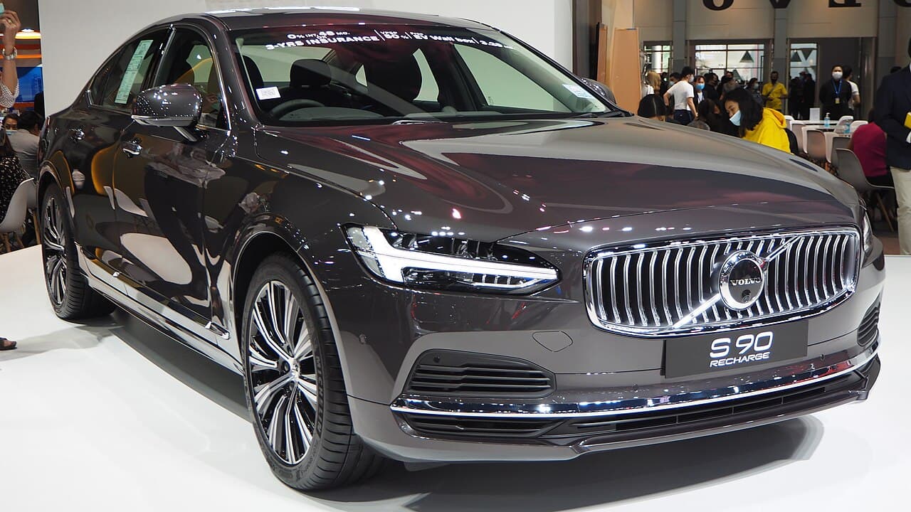 Volvo S90, representative photo