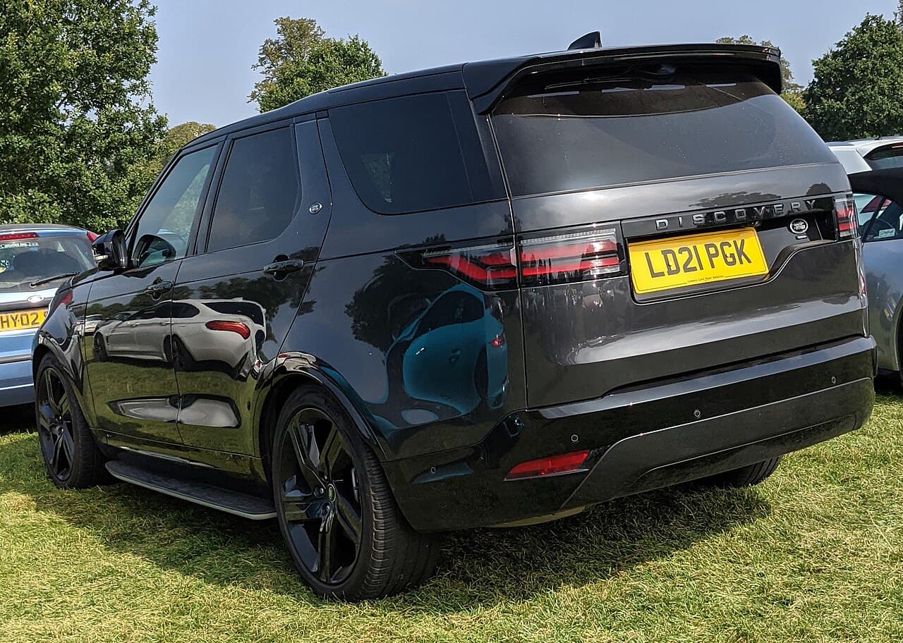 Land Rover Discovery, representative photo