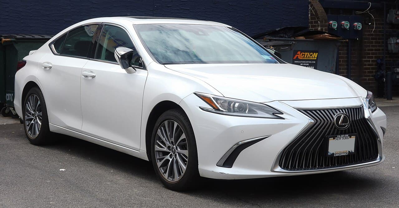 Lexus ES, representative photo