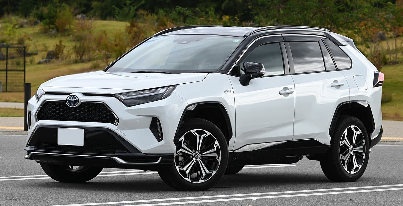 Toyota RAV4, representative photo