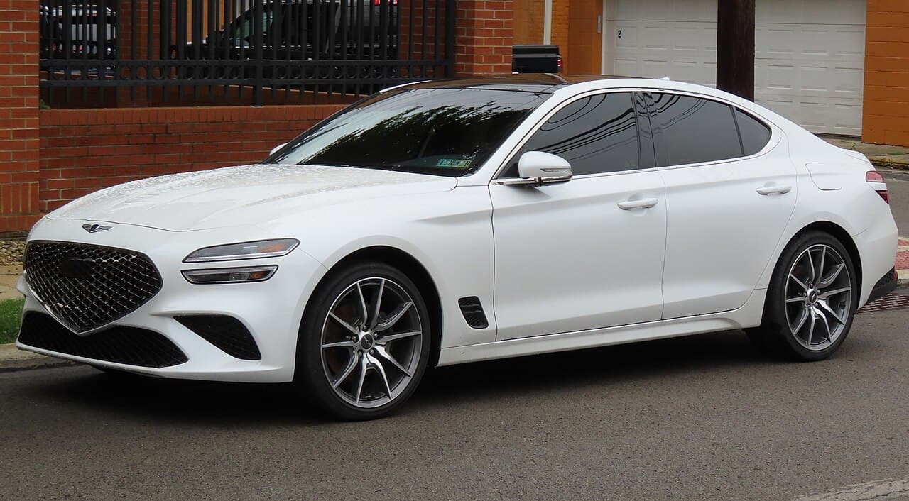 Genesis G70, representative photo
