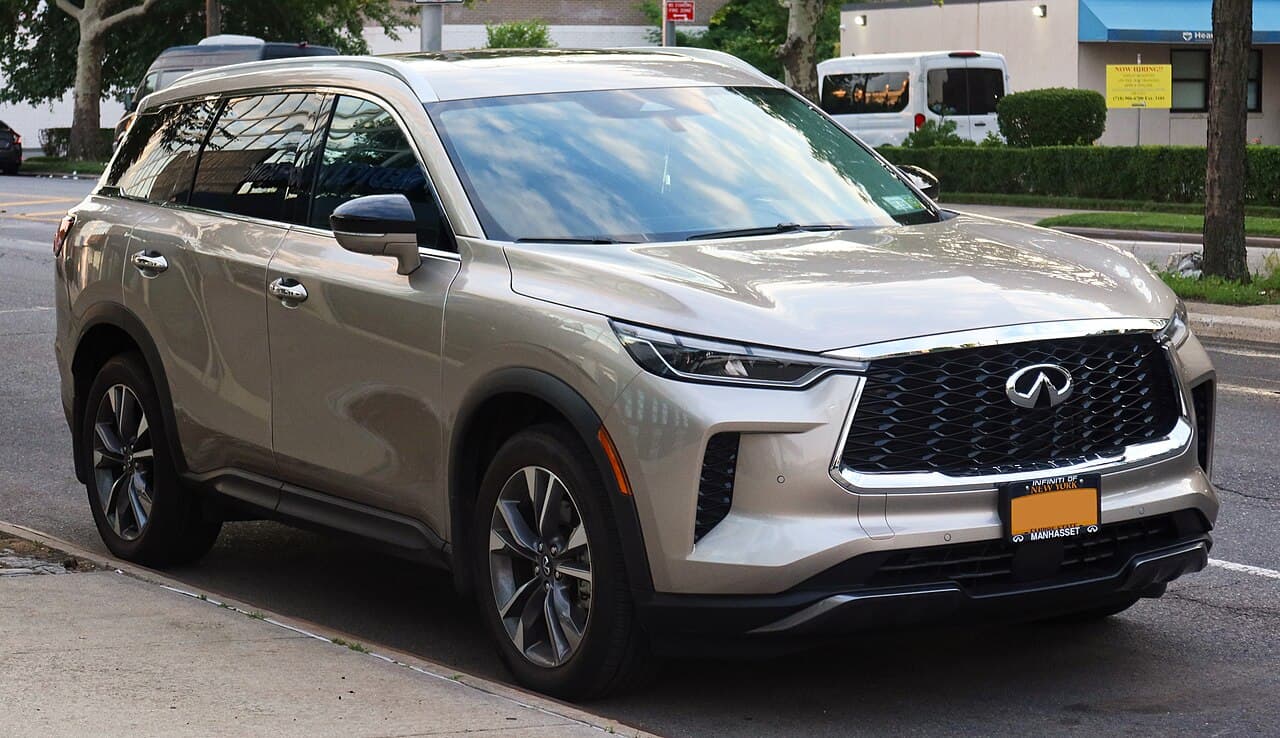 Infiniti QX60, representative photo