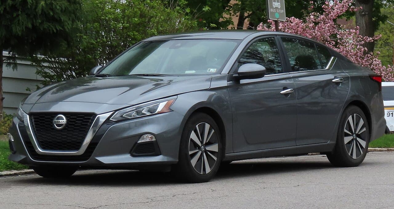 Nissan Altima, representative photo