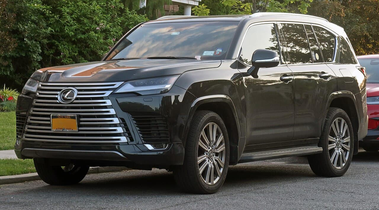 Lexus LX, representative photo