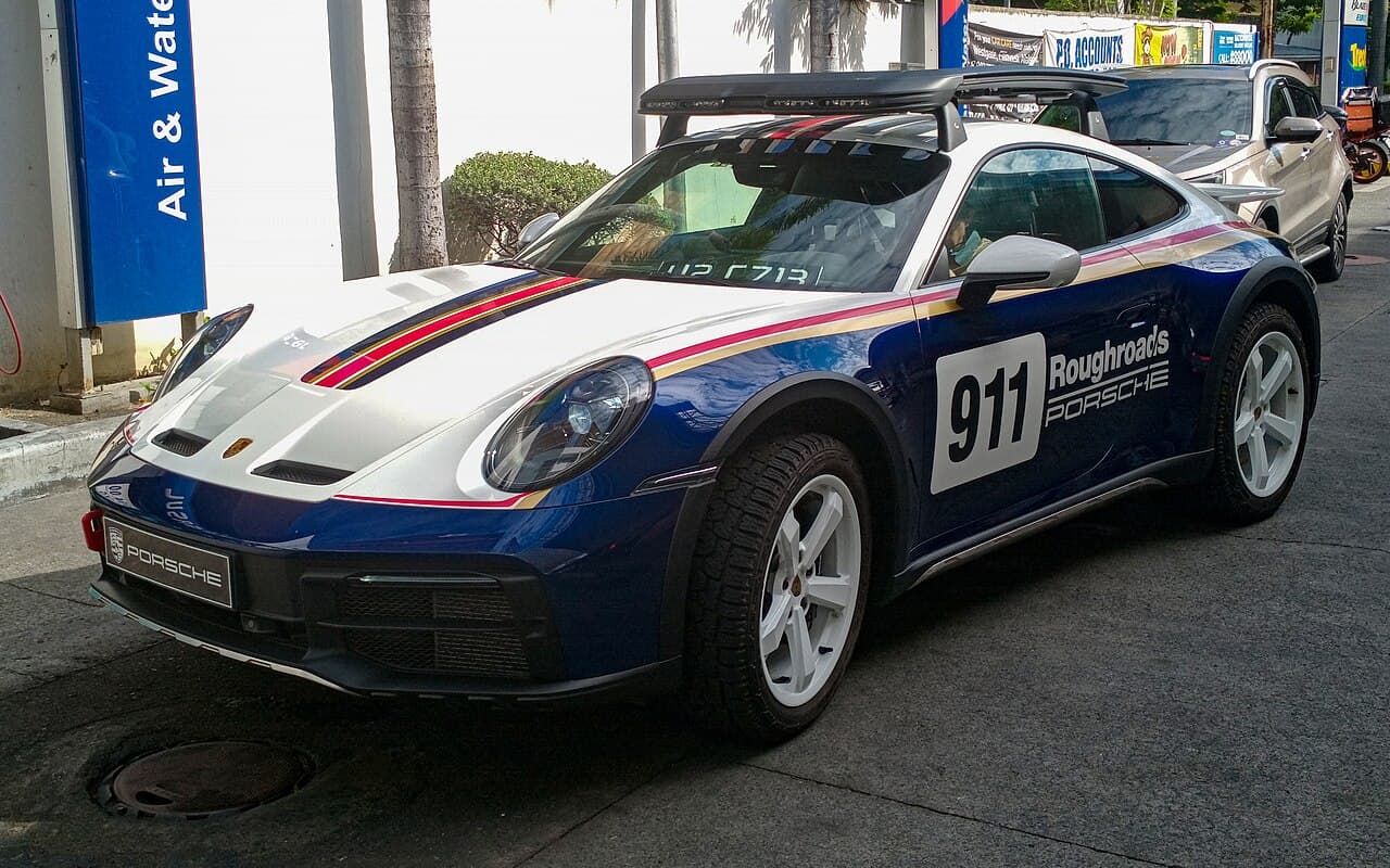Porsche 911, representative photo