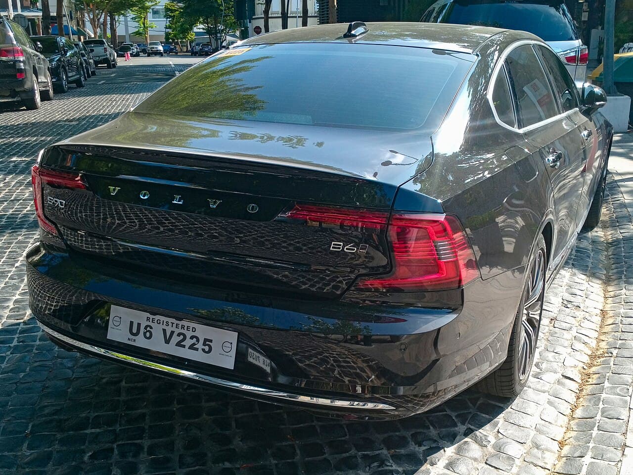 Volvo S90, representative photo