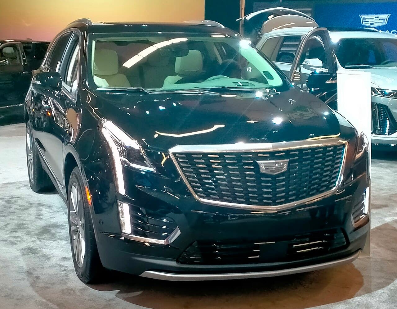 Cadillac XT5, representative photo