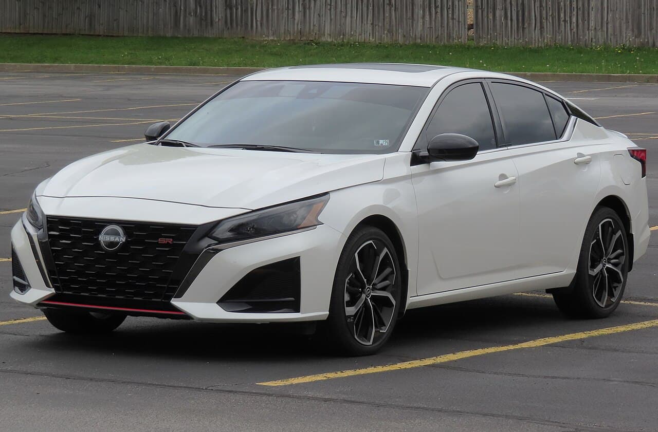 Nissan Altima, representative photo