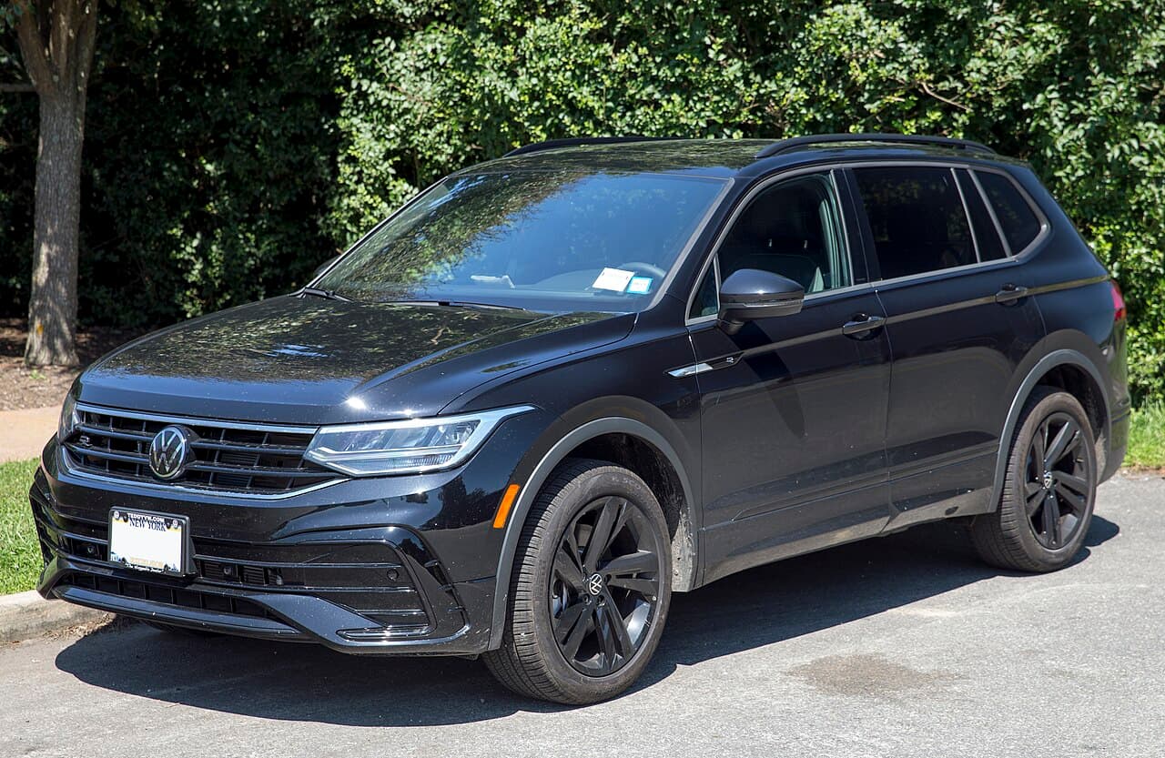 Volkswagen Tiguan, representative photo
