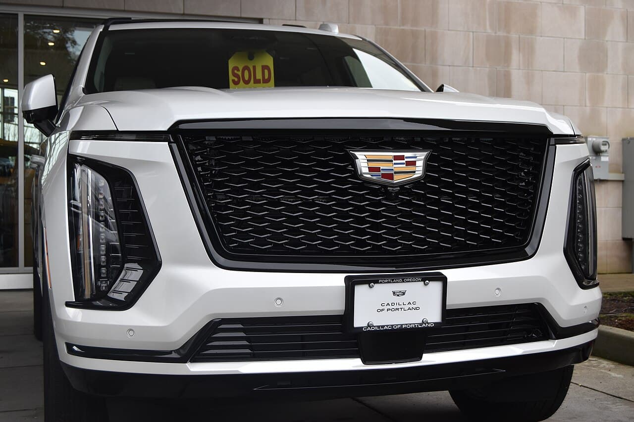 Cadillac Escalade ESV, representative photo
