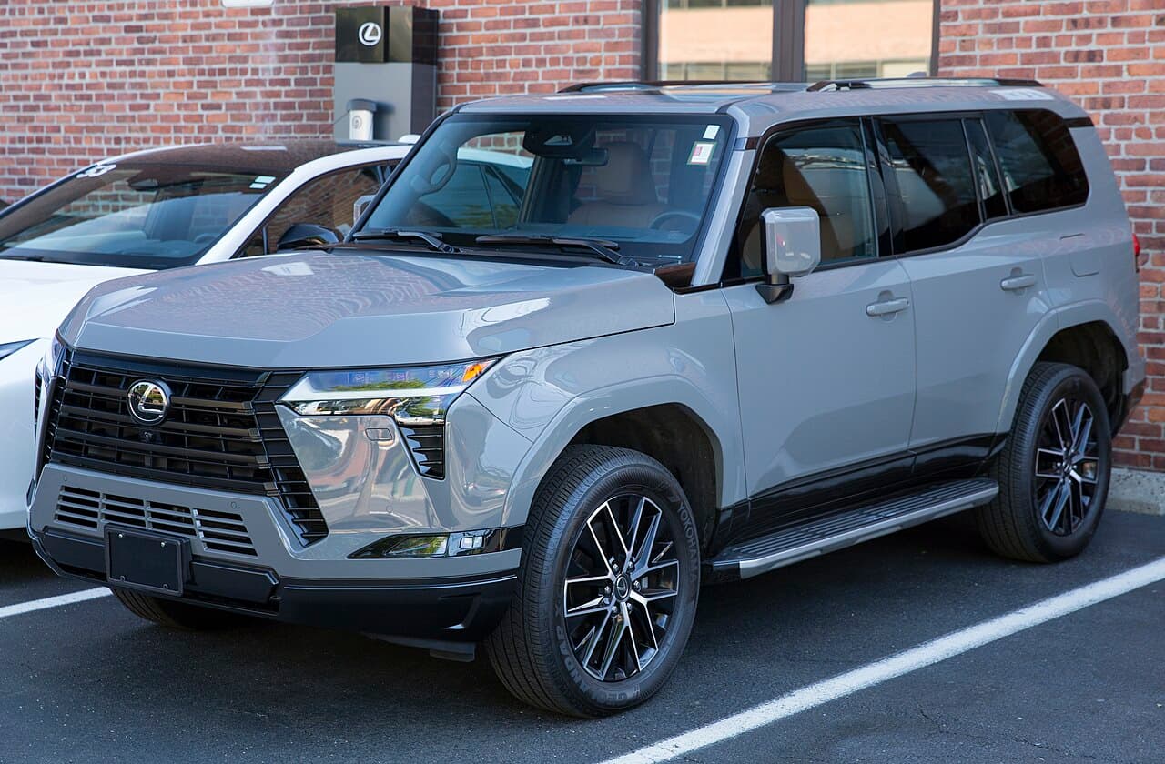 Lexus GX, representative photo
