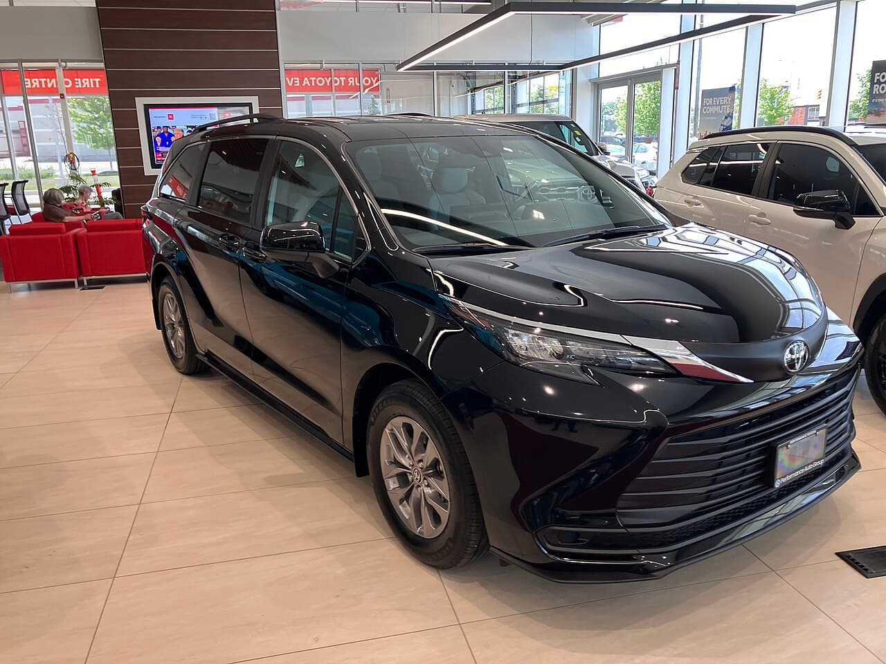 Toyota Sienna, representative photo